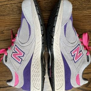 New Balance 2002r Rain Cloud Size 10 mens